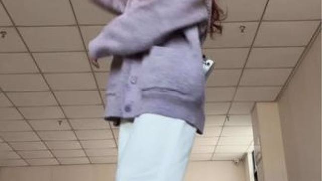 一顺百顺万事顺 顺风顺水顺财神#甜妹 #浅跳一下