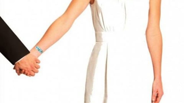 科学家用一块手表，解决了关于爱情的终极问题 #美剧  #电影解说   #爱情片