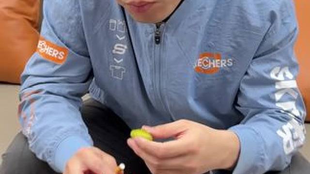 潮汕的甘草橄榄真不错，果肉厚实，个头饱满，一口下去清甜爽脆，吃完还会回甘#甘草橄榄#零食推荐#果干