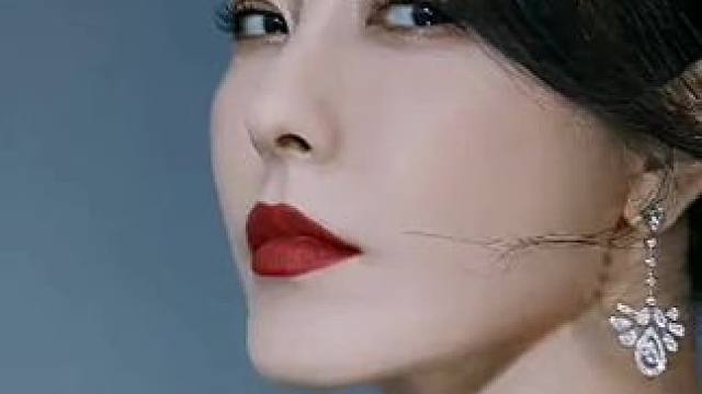 愿早已成为别人枕边人的初恋朋友以后日子越来越好！
