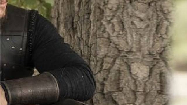 儿子终于理解父亲，果然，男子汉要忍着的事太多了