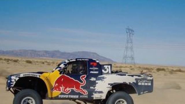 巴哈1000（奖杯卡车）一套悬挂一套房，说的就是巴哈魔毯悬挂，高速飞坡还能平稳落地，要换民用车早就爆