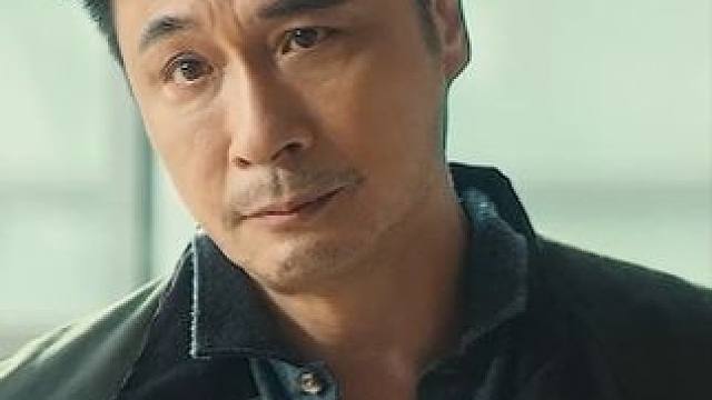 “男友为给女友报仇、筹划了五年计划、终于如愿 却换来了女友的背叛！”