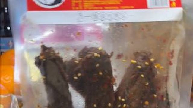 刷剧必备！宵夜必备小零食，疯狂辣翅，干香干香的超好吃！#好吃到停不下来 #追剧小零食