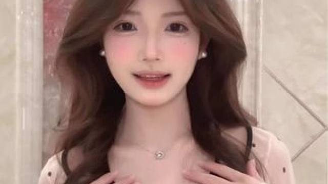 米亚内老婆~我来活跃啦૮ ´͈ ᗜ `͈ ა
#甜甜的手势舞 #甜妹 #看镜头宝宝