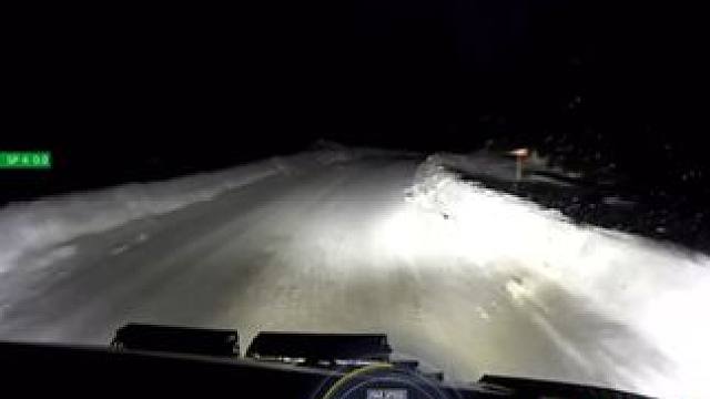 2024wrc瑞典站，诺伊维尔冰雪路面时速198漂移过弯，全程油门到底一路狂飙，以13:46.8的成