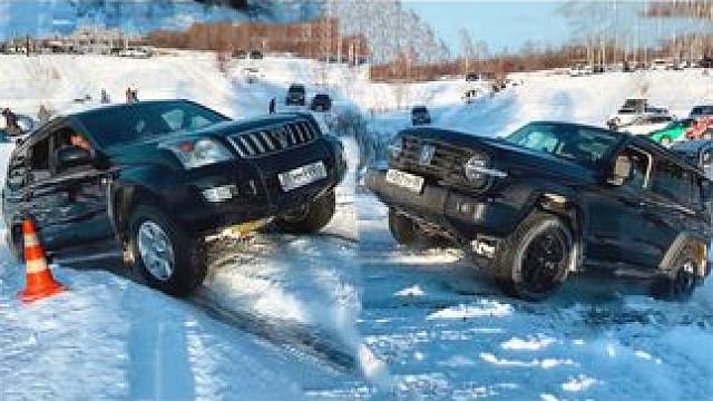 同样是四驱，普拉多和坦克300谁更强？轮胎打滑瞬间一目了然 #普拉多 #坦克300 #越野 #雪地穿