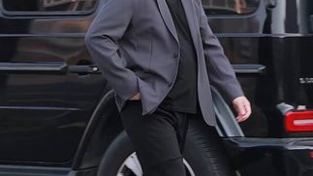 入春后，胖男生不穿一次小西装，你都不知道自己有多帅气#微胖穿搭#轻熟穿搭 #西装控