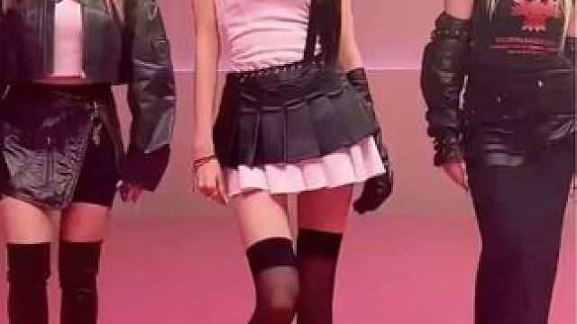 来看美得离谱漫画少女小圆 #张元英 #IVE