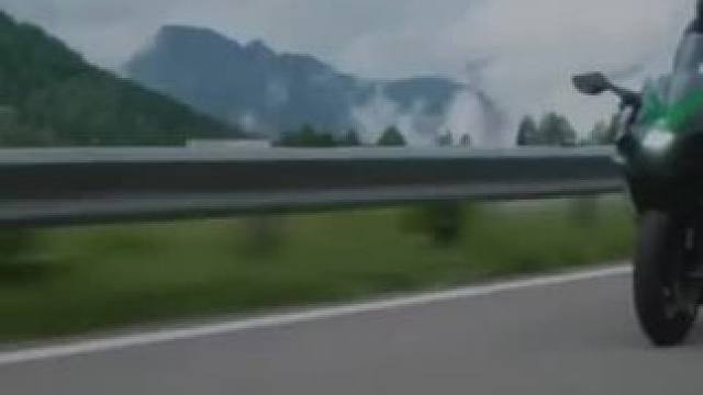 川崎新车#每个男人都有一个机车梦 #让骑行成为一种生活 #一生热爱机车难回头 #川崎h2r #机车控