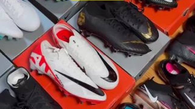 #唯有足球不可辜负 #dou来足球季 #遇见足球 #足球鞋