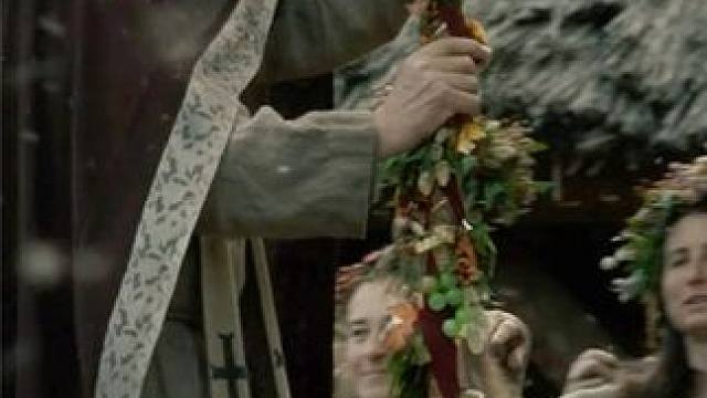 你看这个傻蛋，白给个国王都不干！#孤国春秋  #好剧推荐 #最后的王国 #历史