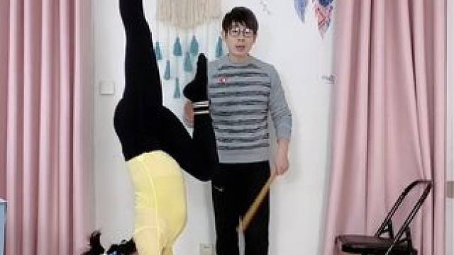 女性练倒立靠技巧，反而有优势，我很多学员3个月就可以，想学可以加入进来。#倒立 #瑜伽 #瑜伽教学 