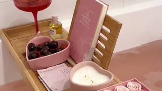 家居装饰分享｜精致女人沉浸式布置泡澡浴缸vlog～✨☺️ 
#布置泡澡浴缸 #泡澡仪式感 #浴缸置物