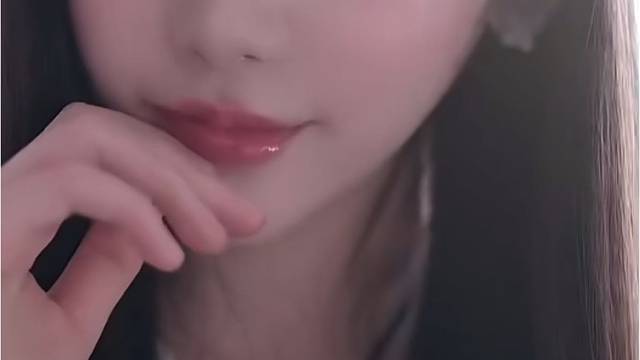 尊重所有声音，但只成为自己