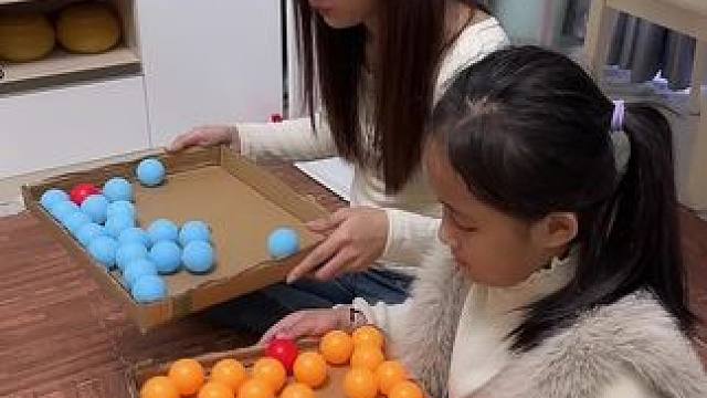 有趣的互动游戏#趣味游戏 #在家做游戏 #亲子互动游戏 #让孩子远离手机