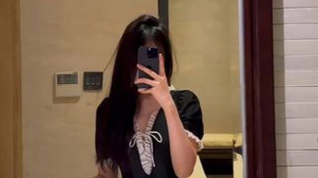 为我吹干头发的你
#美出高级感 #御姐 #ootd穿搭 #原相机 #日常vlog