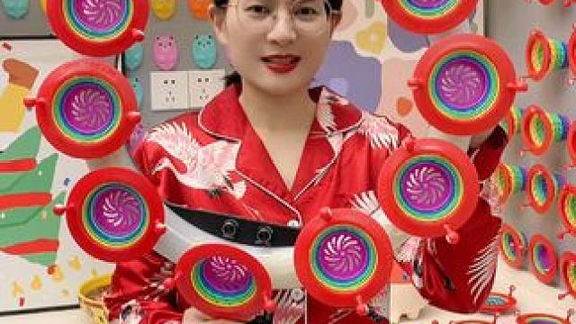 别告诉我你家到现在都还没有这个#小怪物彩虹过滤网  ，用了才知道是真的好#七彩小怪过滤网