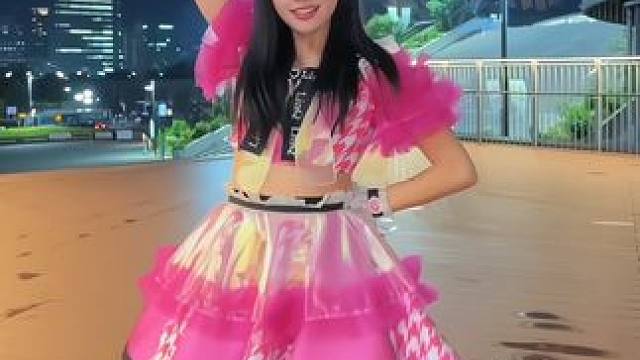 #日本女生 #这才是甜妹该跳的舞 #二次元舞蹈 #萝莉摇 #户外舞蹈 户外宅舞来一段（obentou