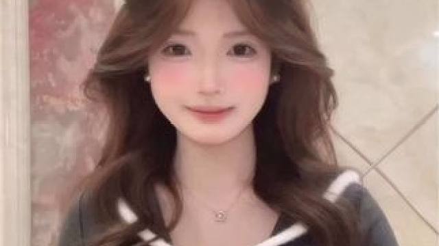 公主请活跃~ 〃> з <〃
#看镜头宝宝 #甜妹 #甜甜的手势舞