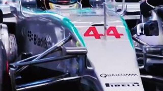 谈到2015赛季你会想起什么.#f1 #赛车 #汉密尔顿 #罗斯伯格 #奔驰