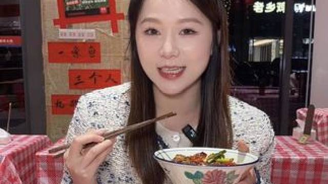 喜贡爆炒新桥三嫩在杭州的第5家店开到西溪银泰城附近啦 再也不用跑来老远去吃了 用上代金券真的太划算了