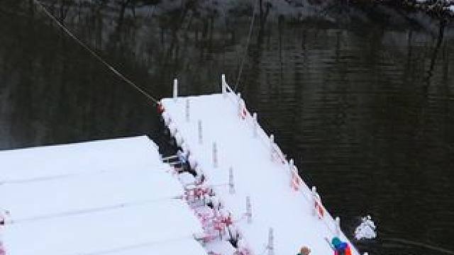 九峰山景区 #养在九峰山 在日常里找到一种生活的乐趣，甚至是生活的美感。虽然日子过得紧巴，但是人和人