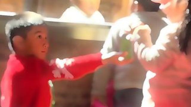 最近哥哥胖的越来越可爱啊哈哈哈