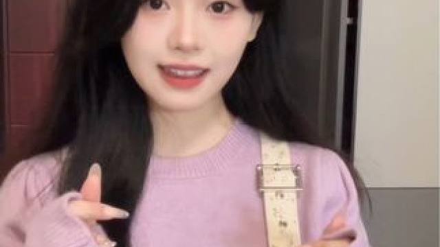 公主请活跃#甜甜的手势舞 #甜妹 #慢摇