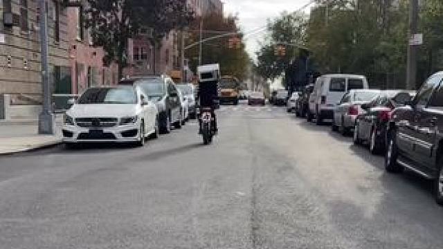 微波炉头盔哥又来了……#摩托车