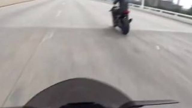 #摩托车领航计划 宝马双R与川崎大牛深度匹配赛！堪比太奶加速器！#机车