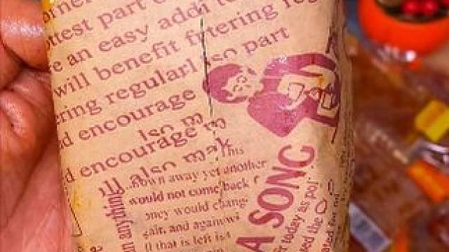 上班同事给我一包辣片，吃完我立马又回购了 #波浪豆筋 #爆辣辣条 #追剧小零食