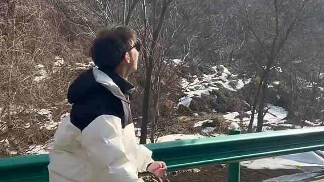 姐不厚道的笑了