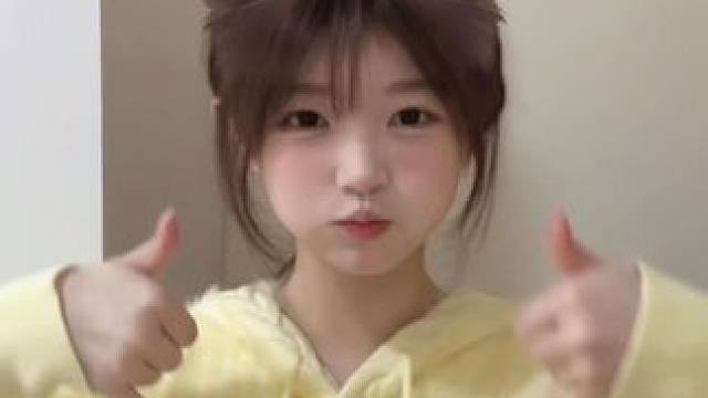 喵。
#甜妹 #扭一扭 #圆脸 #甜甜的手势舞 #毛茸茸