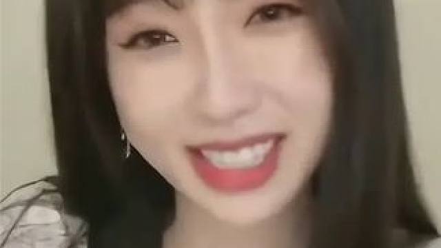 薛之谦演唱会真的太有意思了，直接开始逗粉丝玩了 #热播综艺 #薛之谦 #虞书欣