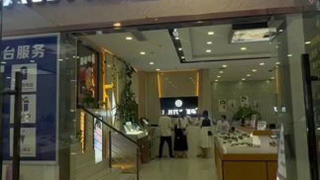 如何配眼镜性价比高~