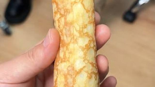 懒人必备的松软蛋皮吐司拿来当早餐晚饭都很适合#蛋糕#蛋皮吐司#面包#零食推荐#早餐