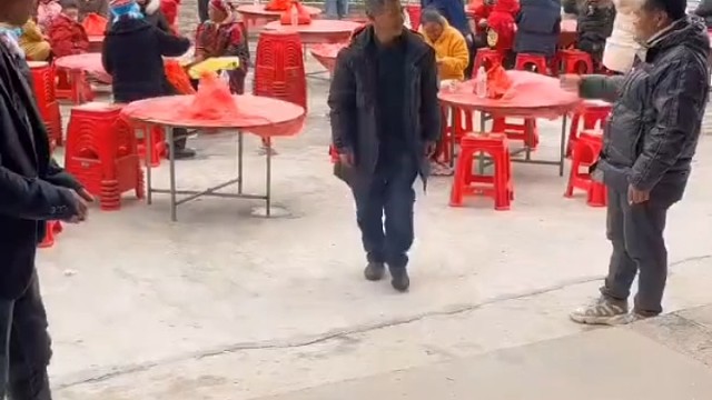 所有的菜瞬间不香了