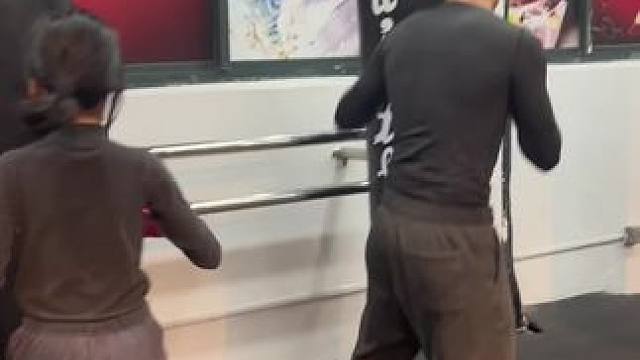 #自由搏击 #拳击 #格斗 #打沙袋
