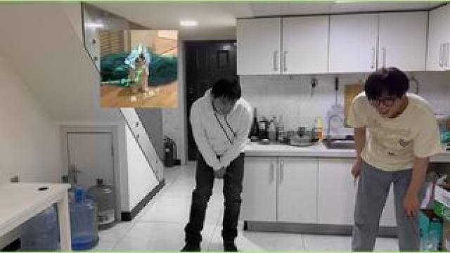 #办公室游戏 #看完不笑算我输 #笑就完了 #看一遍笑一遍 #实在憋不住就笑出来吧