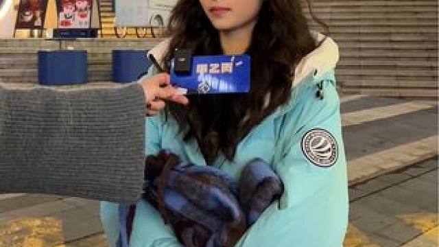 恋爱后又碰到更好的人你会怎么办#街头采访 #随机采访 #真实街访