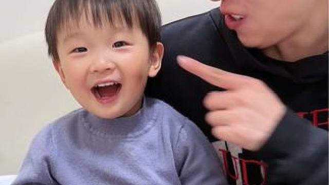 我们家每天睡前要玩的游戏～好欢乐 小脑袋瓜转的可真快！