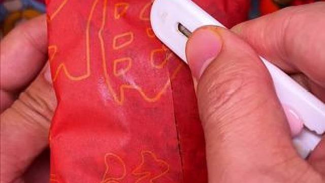 不得不说湖南人做的波浪豆筋，口感真的太绝了 #辣条 #零食推荐 #湖南特产 #追剧小零食