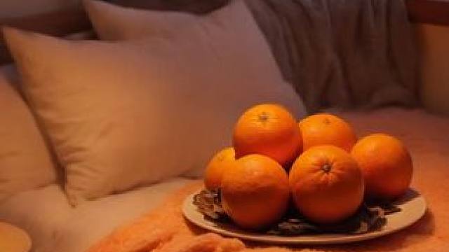 过年啦！在温暖又舒适的小屋里放松休息吧！ #白噪音 #助眠声音 #助眠视频