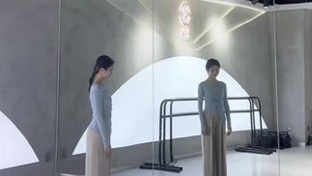 小美满背面分解来啦，周深的歌声也太治愈了❤️‍#原创 #背面分解 #小美满 #小美满舞蹈