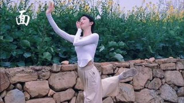 “去见你想见的人吧，日思夜想都不如见一面” #原创 #户外舞蹈 #不如见一面 #不如见一面舞蹈