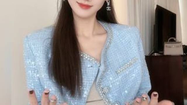 王子新年快乐#甜妹 #甜甜的手势舞 #一学就会系列