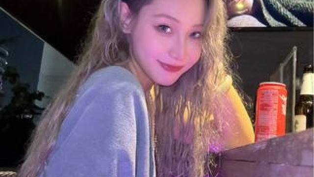 没有鱼尾，但是像刚从海里上来的美人鱼#泰国 #轻欧美 #甜辣妹