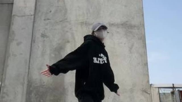 #lesserafim 新歌#easy 先发个男团跳法～