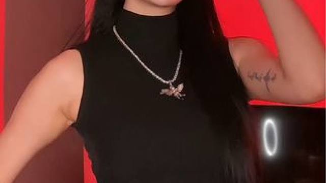 很久没更新了，老婆们帮我活跃下账号好吗#老婆大人 #腹肌 #薄肌男孩 #185#biteme